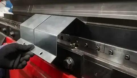 bavette fenêtre à Saint-Nazaire - image 4