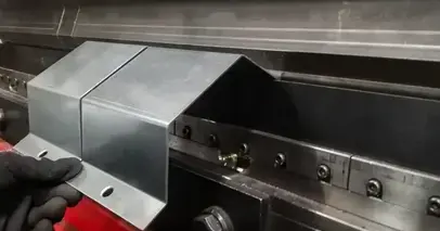 poinçonnage à Challans - image 4