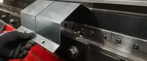 poinçonnage à Guérande - image 4