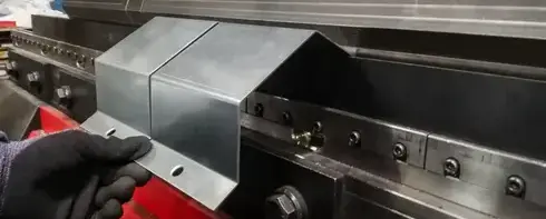 poinçonnage à La Roche-sur-Yon - image 2